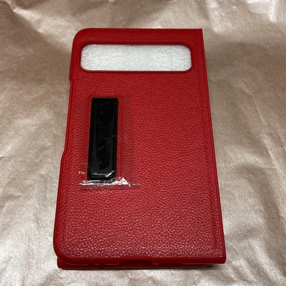 NIB Maxdara Google Pixel Red Phone Case